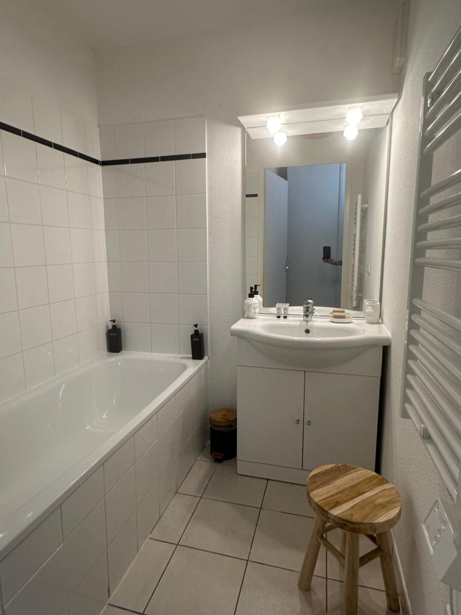 Appartement Entierement Renove 罗伊 外观 照片